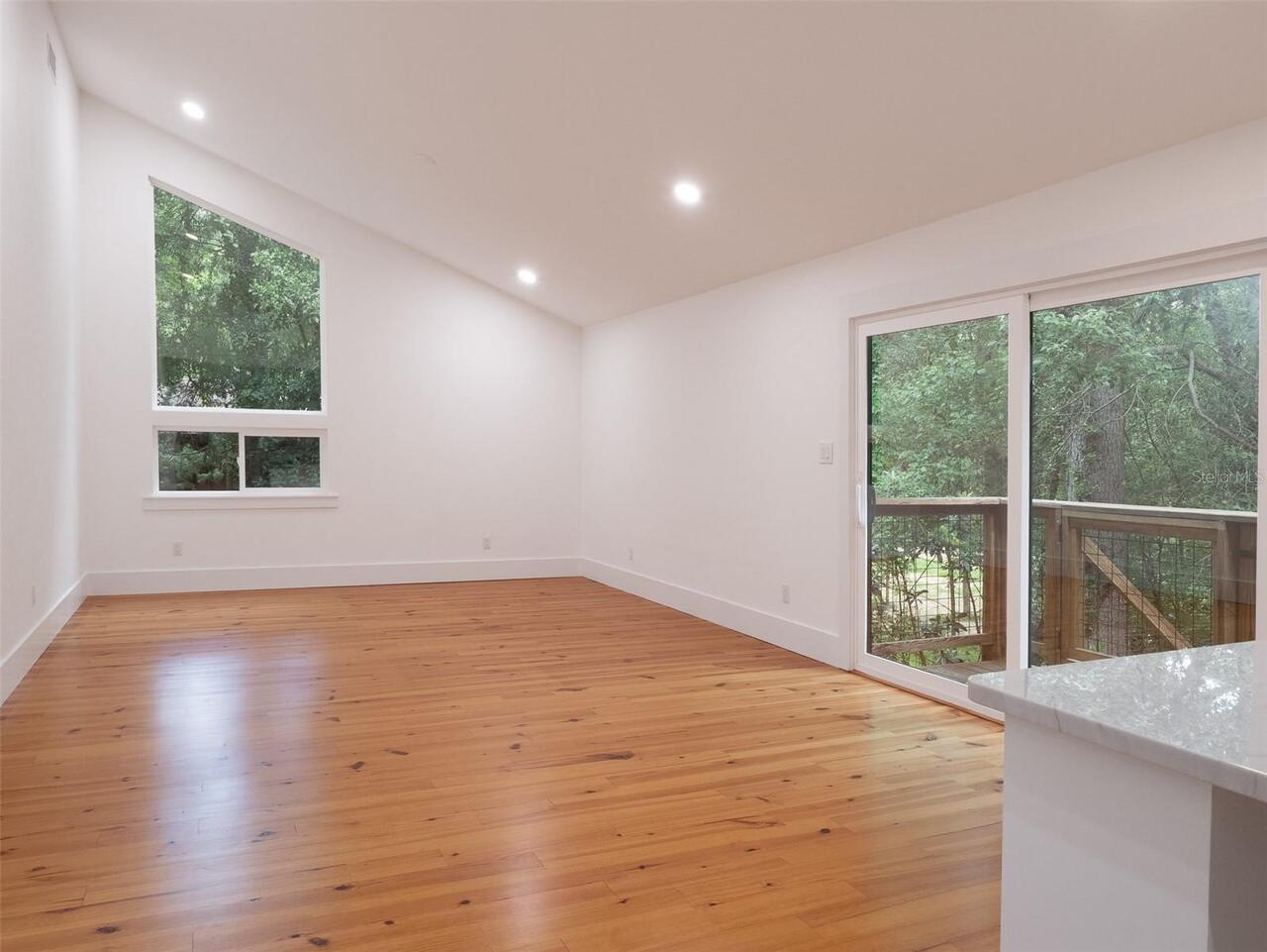 Listing Photo 23