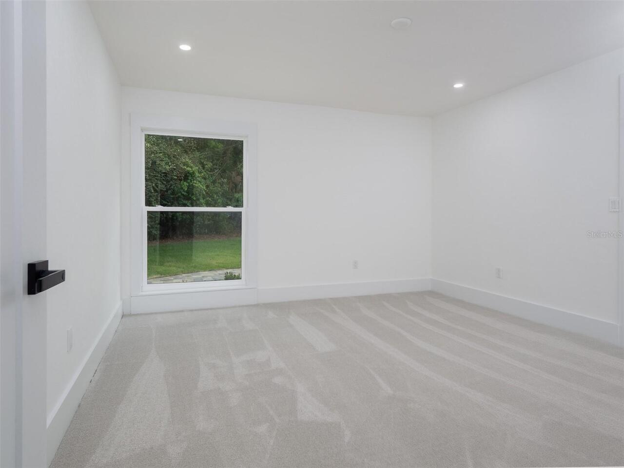 Listing Photo 43
