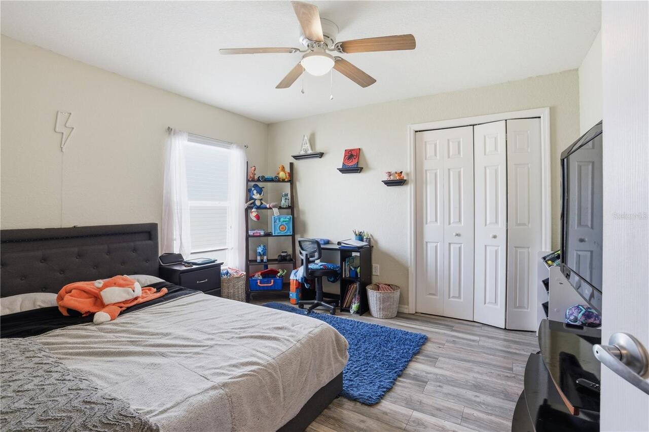 Listing Photo 17