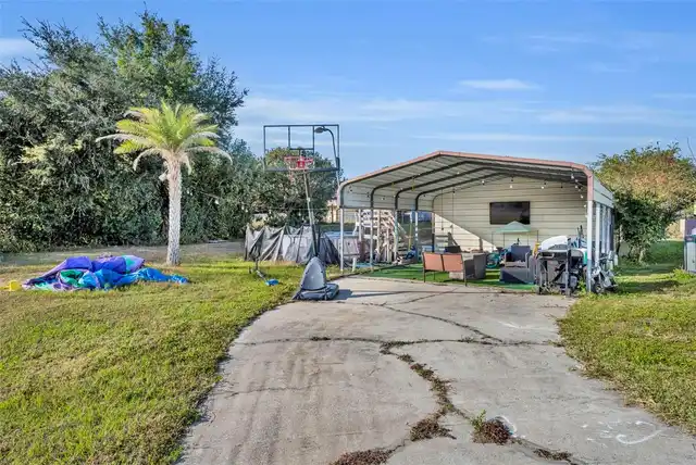 Listing Photo 32