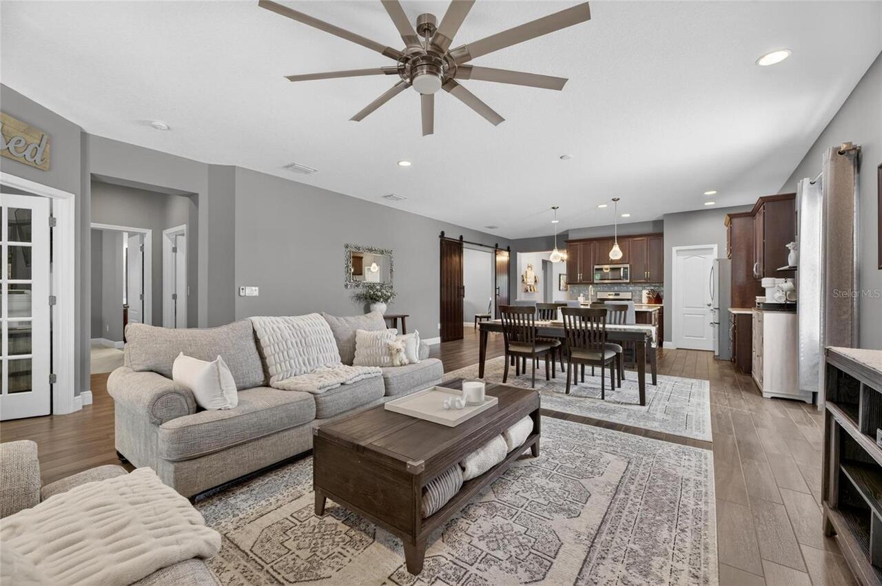 Listing Photo 18