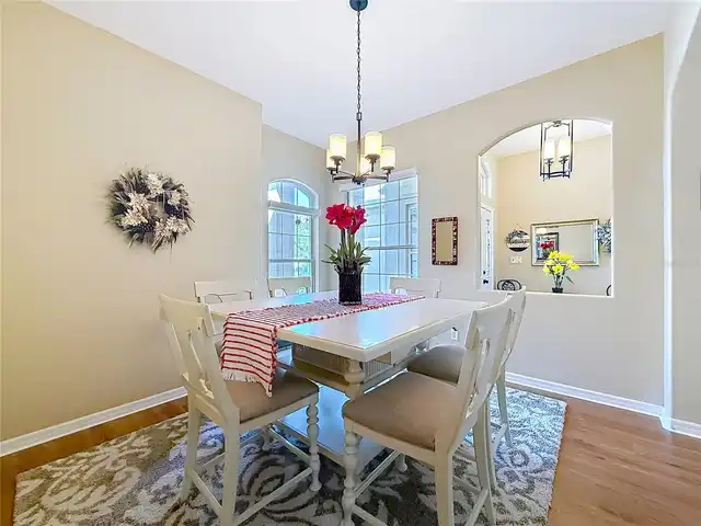 Listing Photo 9