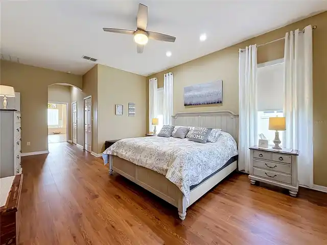 Listing Photo 33
