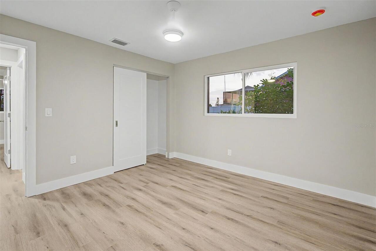 Listing Photo 37