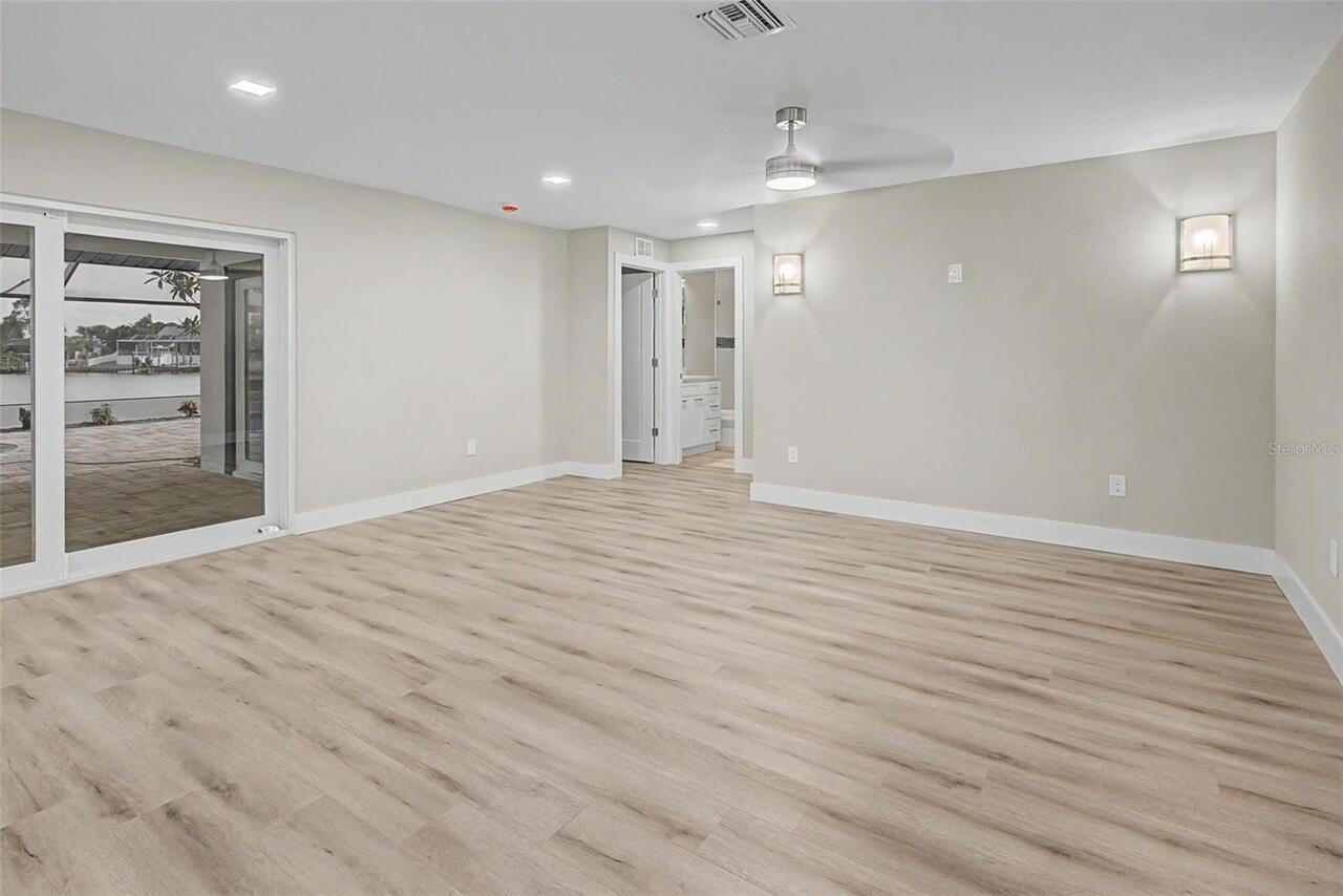 Listing Photo 42