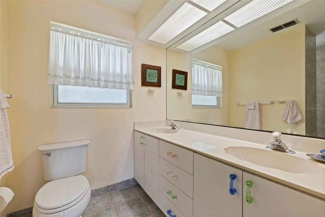 Listing Photo 25