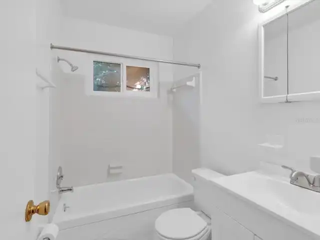 Listing Photo 20
