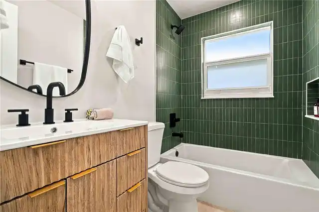 Listing Photo 43
