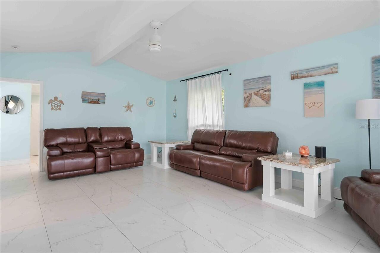 Listing Photo 38