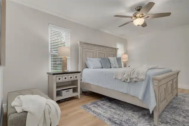 Listing Photo 18