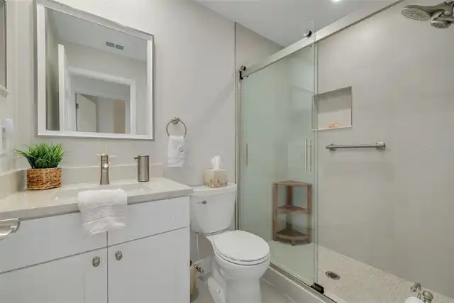 Listing Photo 22