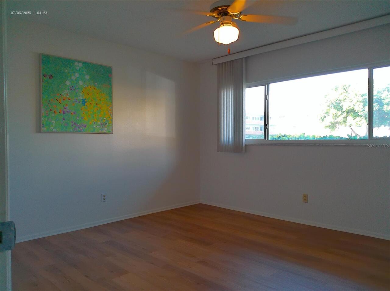 Listing Photo 8