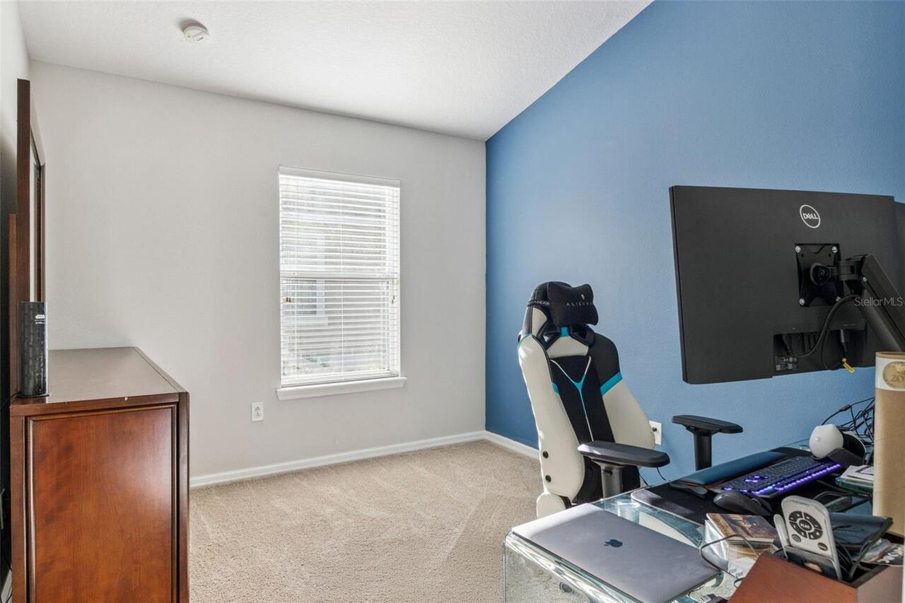 Listing Photo 11