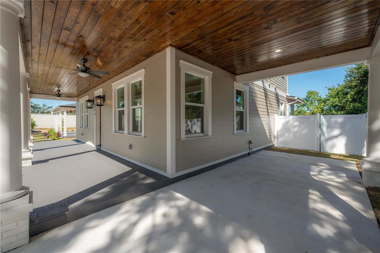 Listing Photo 9