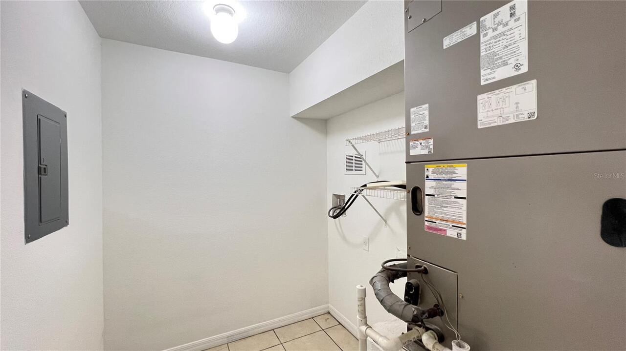 Listing Photo 9