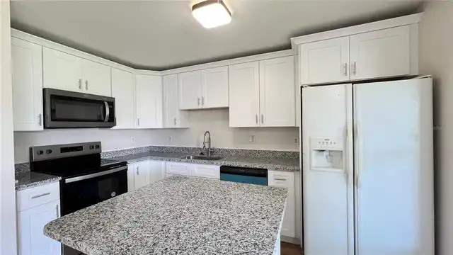 Listing Photo 16