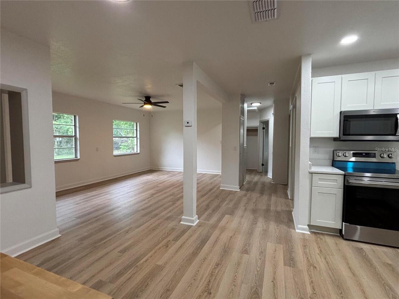 Listing Photo 8