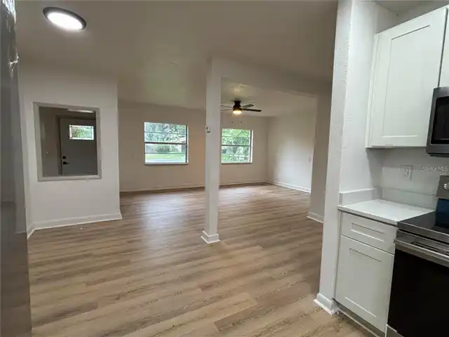 Listing Photo 9