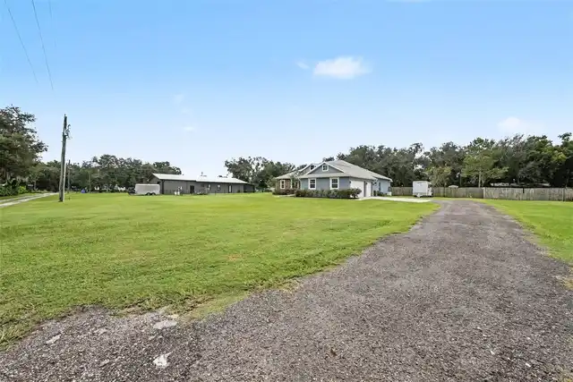 Listing Photo 17