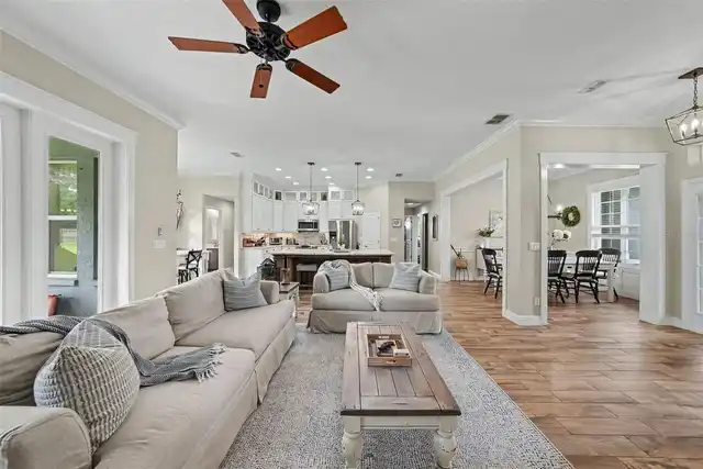 Listing Photo 21