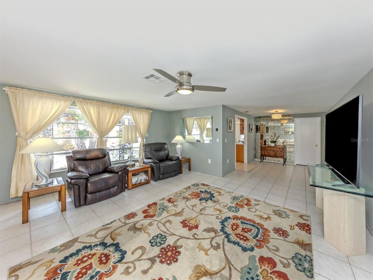 Listing Photo 28