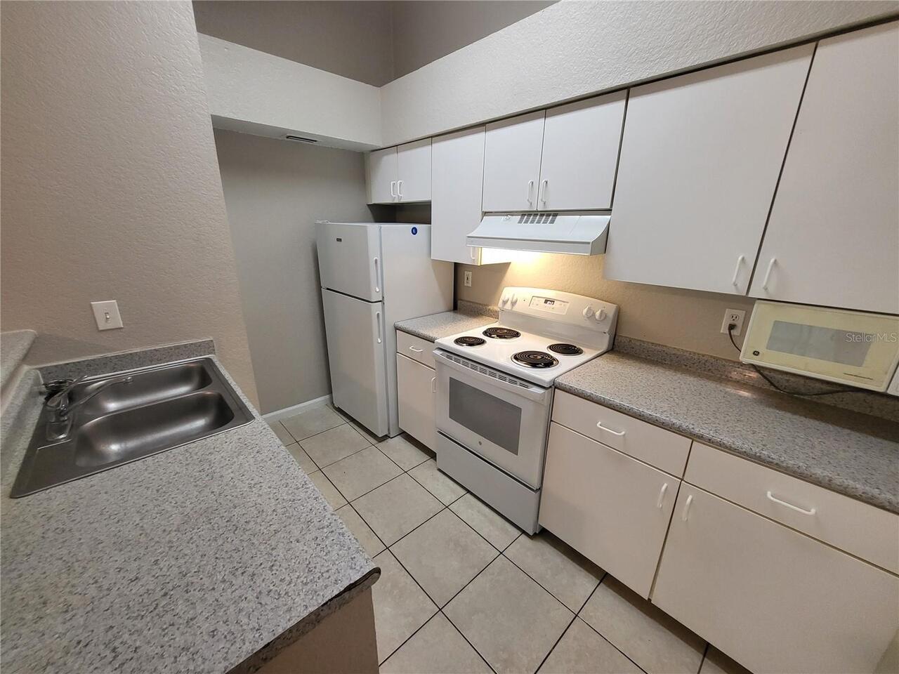 Listing Photo 14