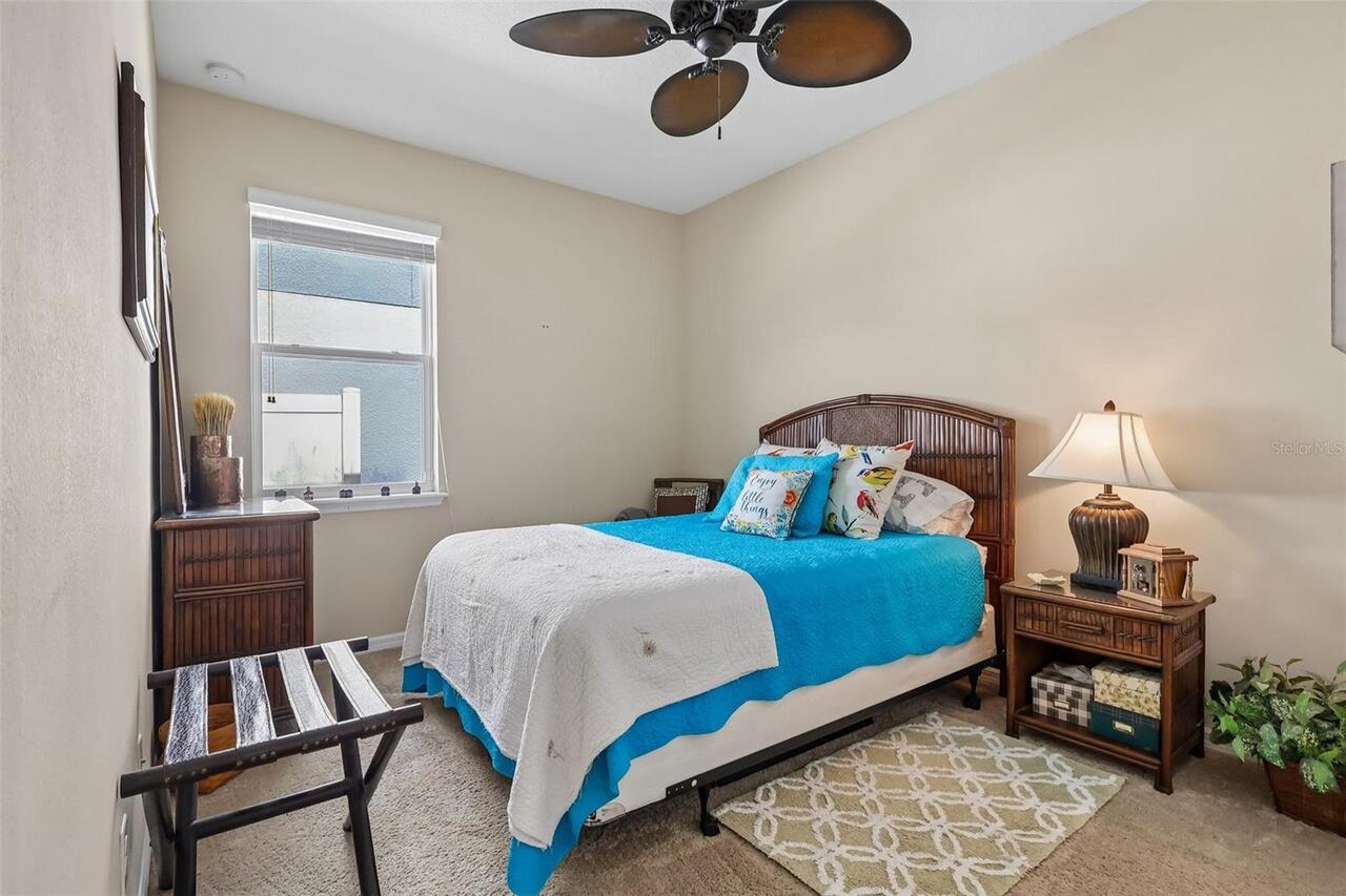 Listing Photo 11
