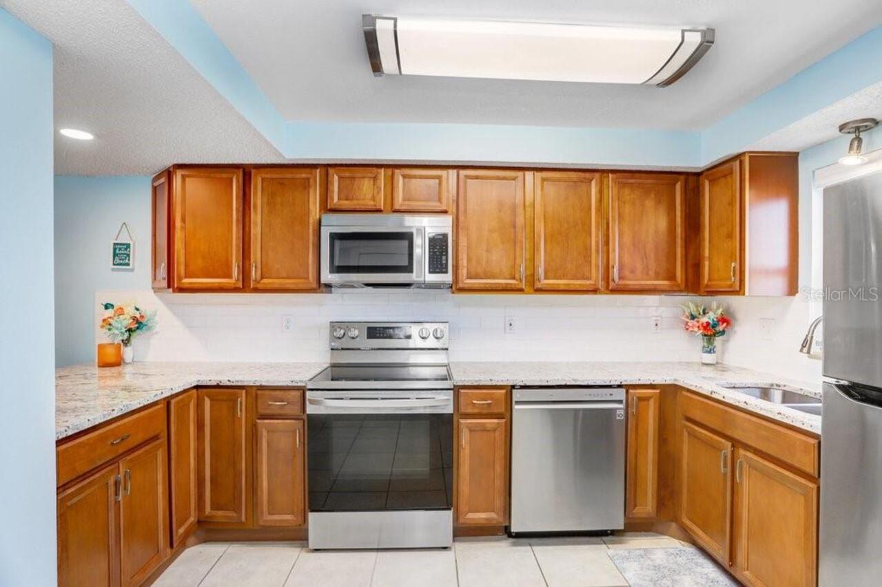 Listing Photo 11