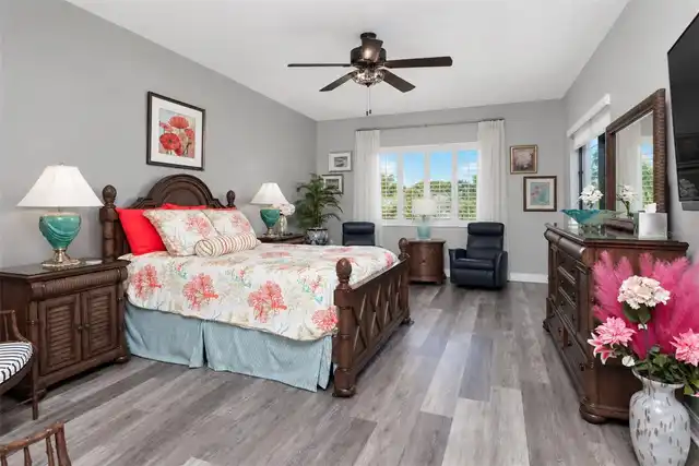 Listing Photo 30
