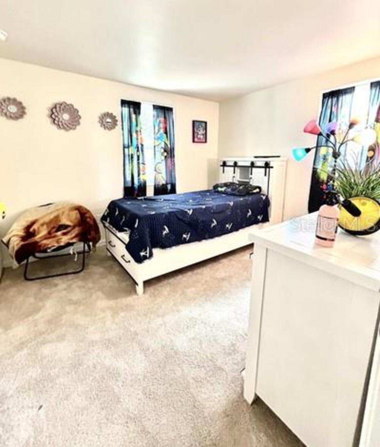 Listing Photo 11