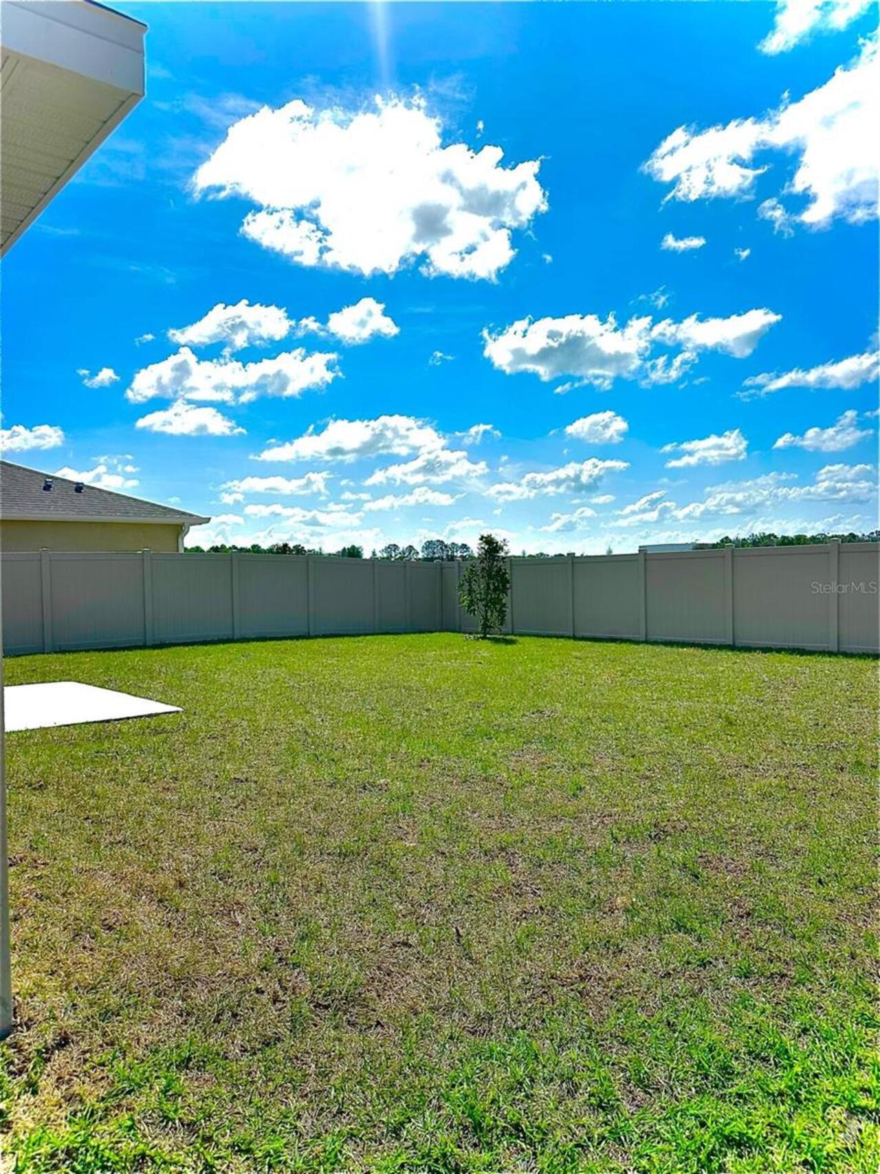 Listing Photo 16