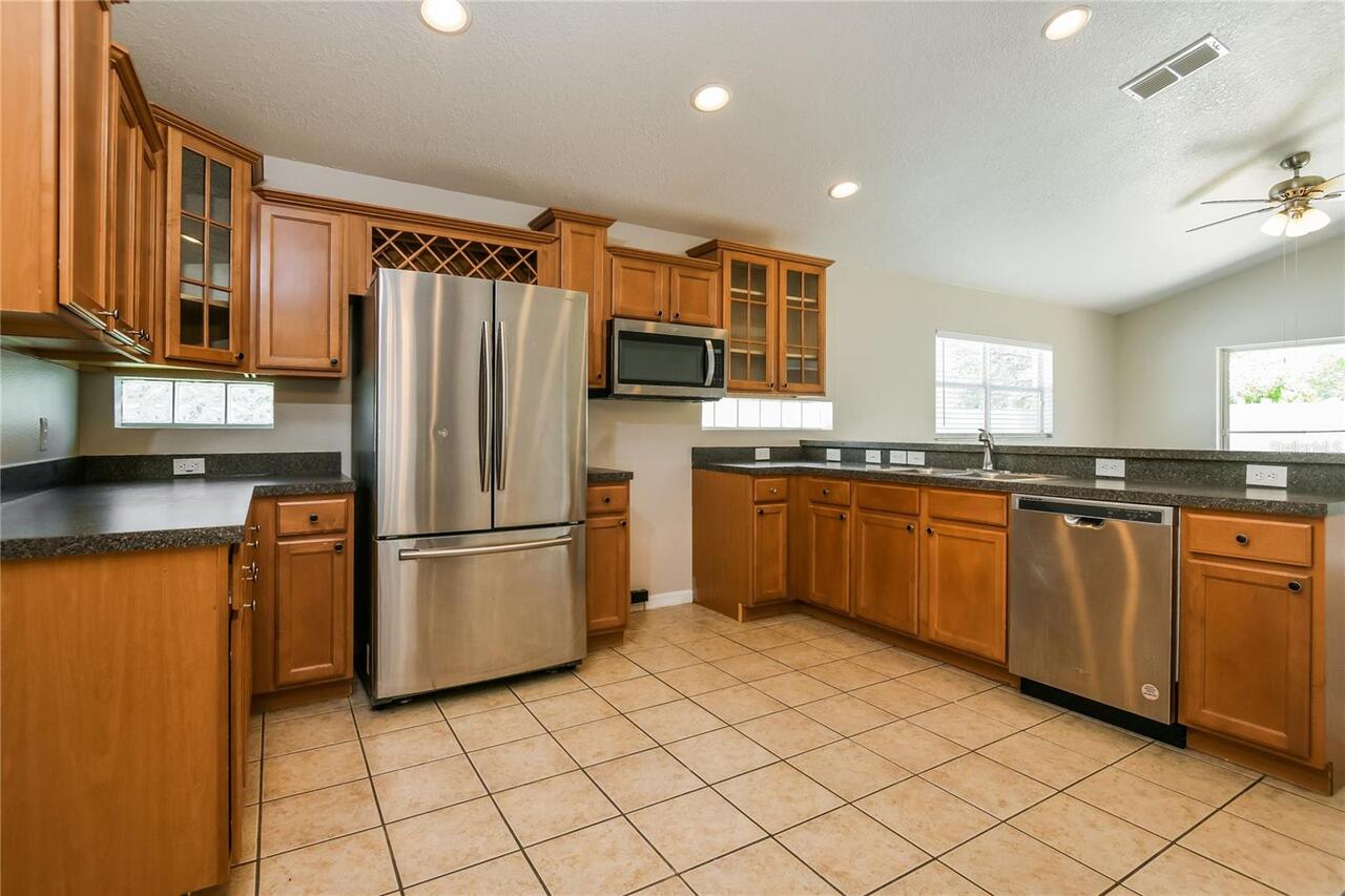 Listing Photo 6