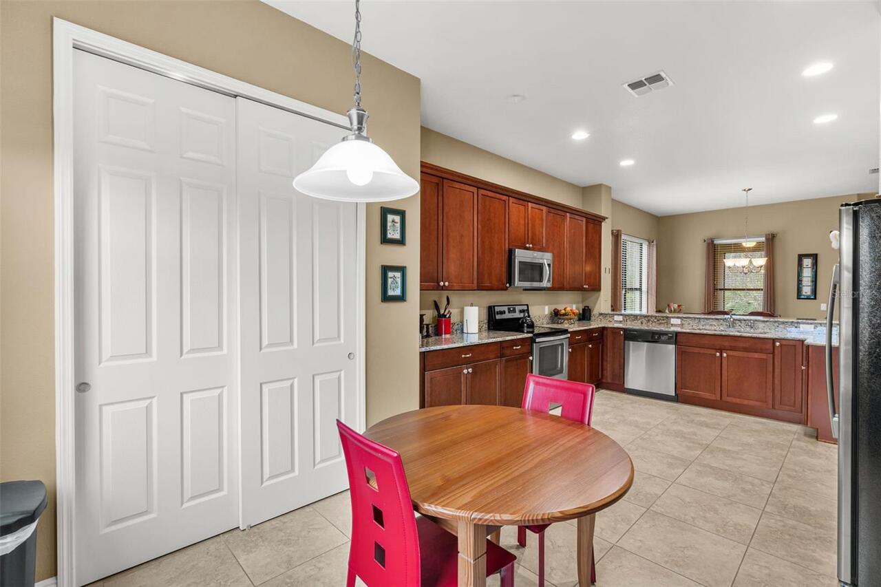 Listing Photo 14