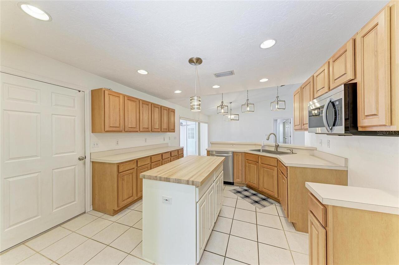 Listing Photo 33
