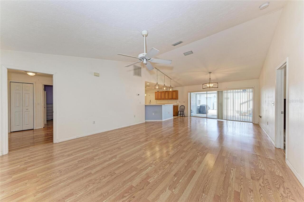 Listing Photo 37