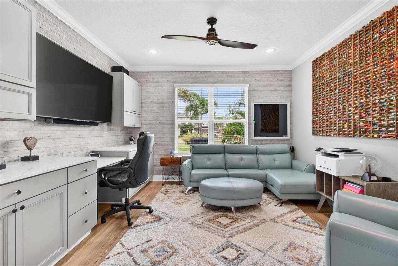 Listing Photo 11