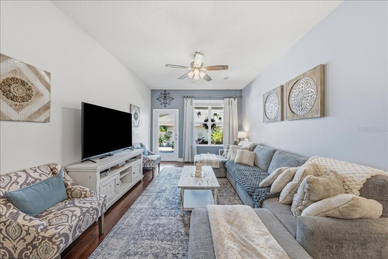 Listing Photo 10