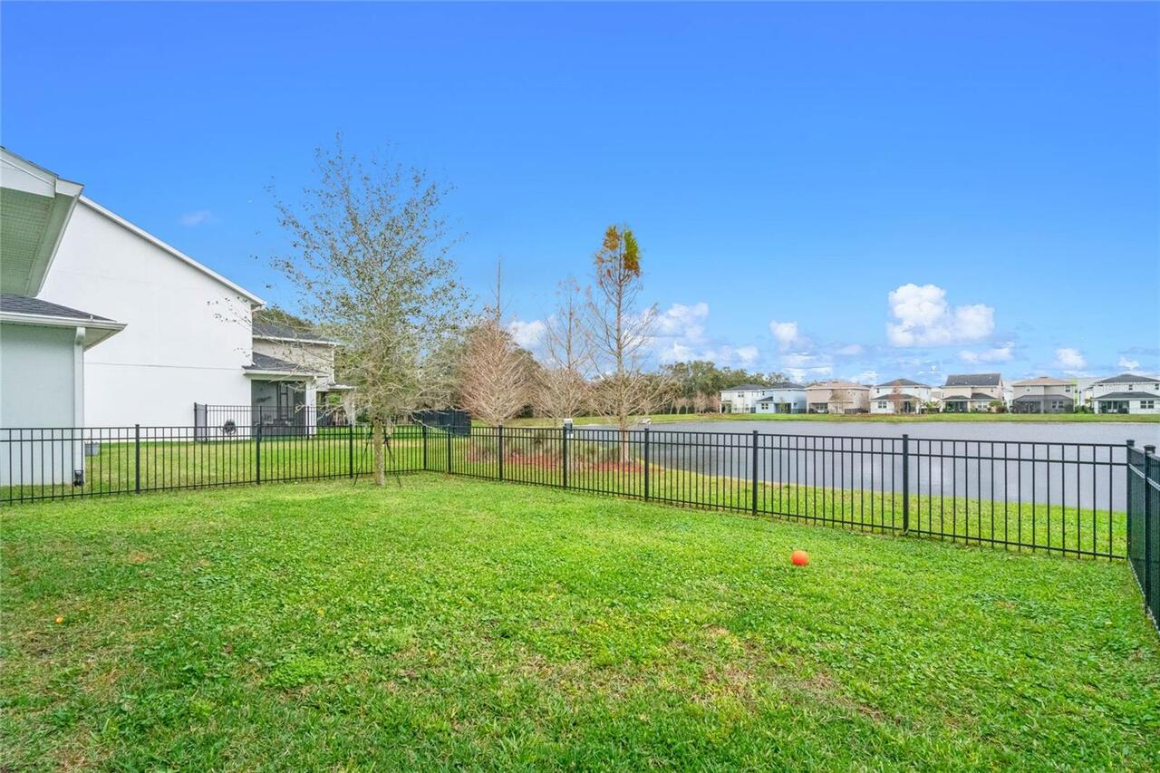 Listing Photo 17