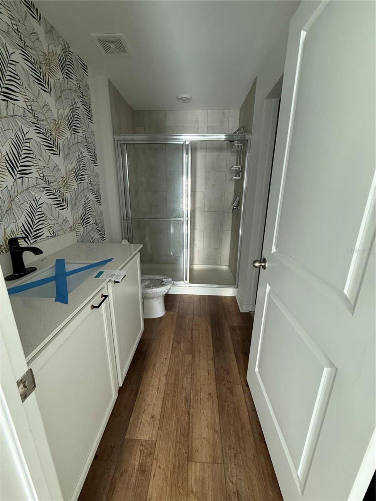Listing Photo 10