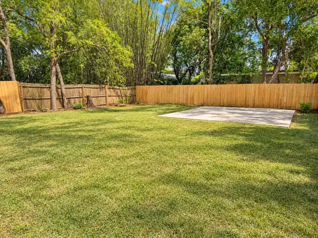 Listing Photo 13