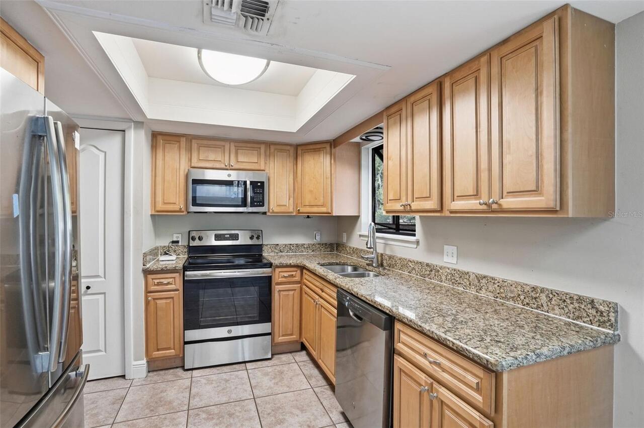Listing Photo 7