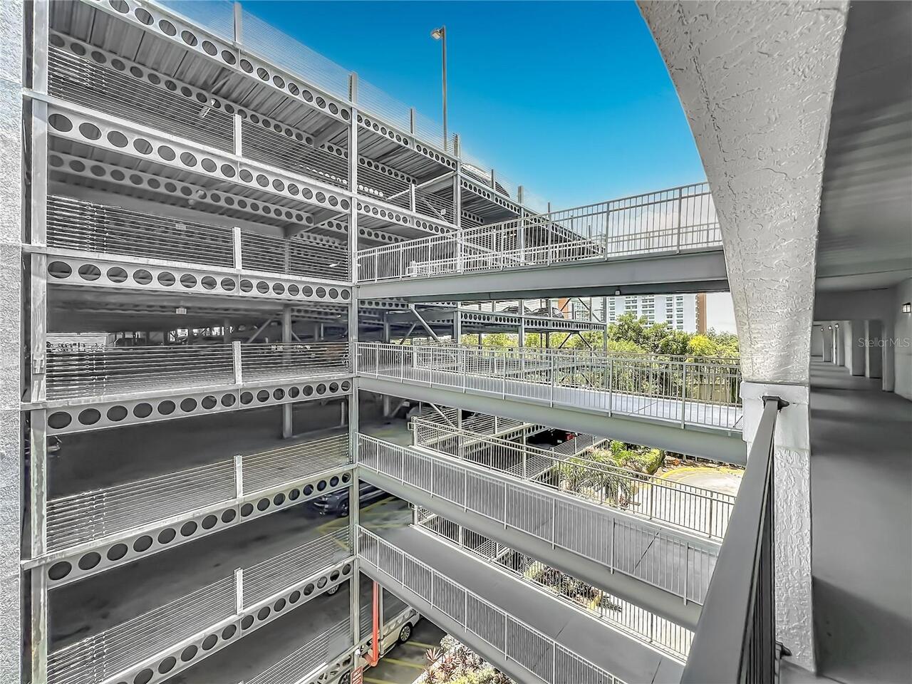 Listing Photo 9