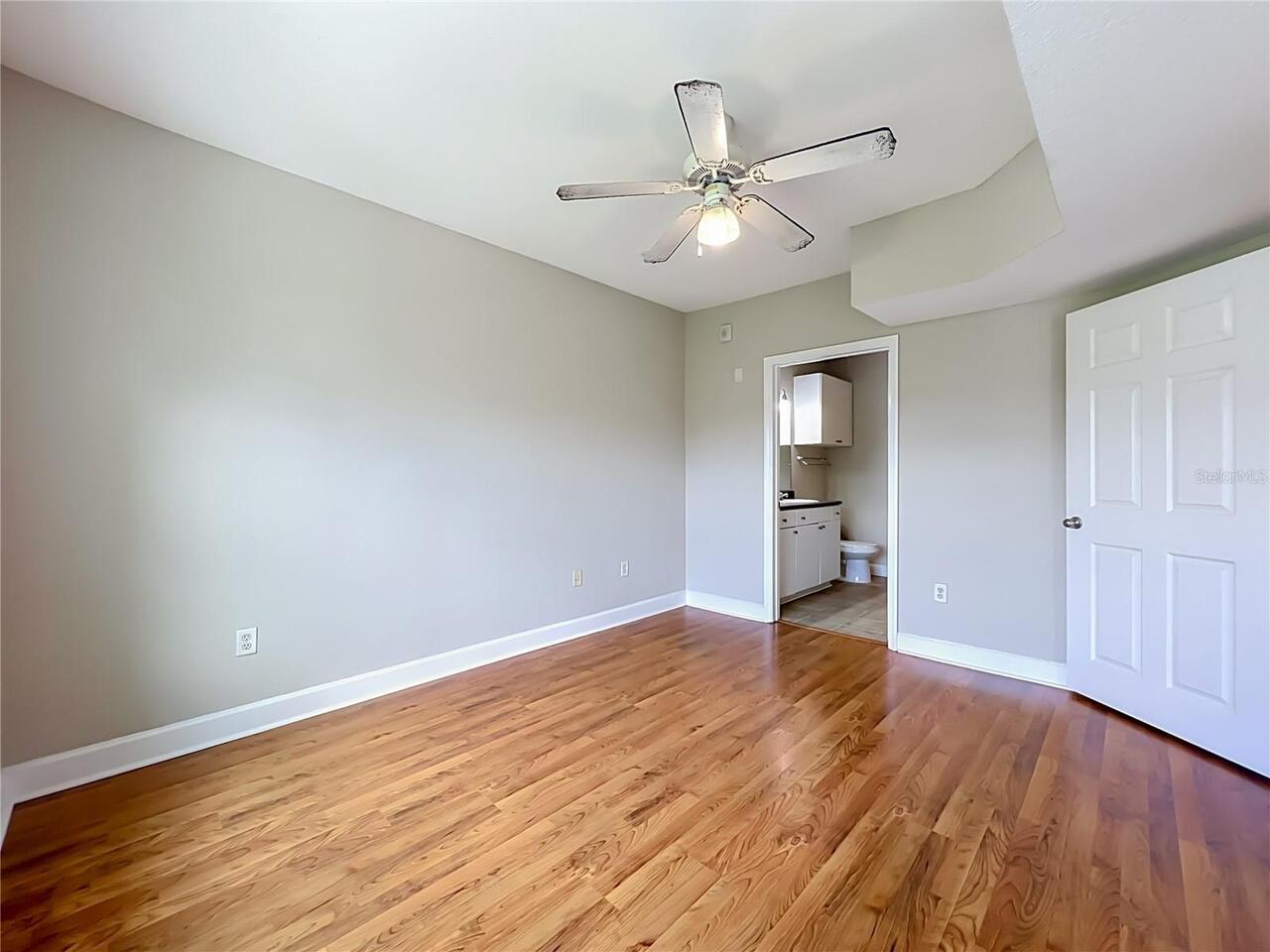 Listing Photo 33
