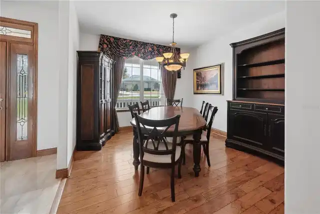 Listing Photo 17
