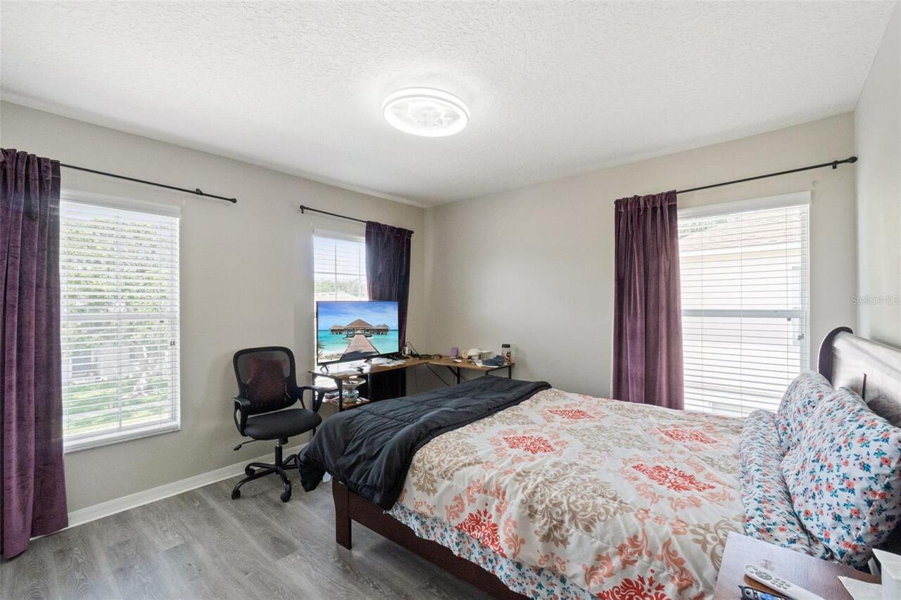 Listing Photo 16