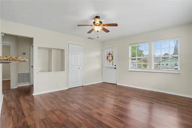Listing Photo 7