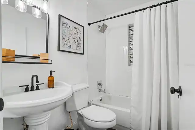 Listing Photo 22