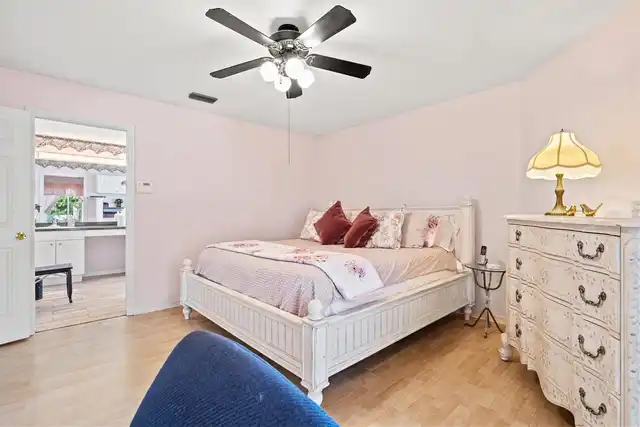 Listing Photo 20