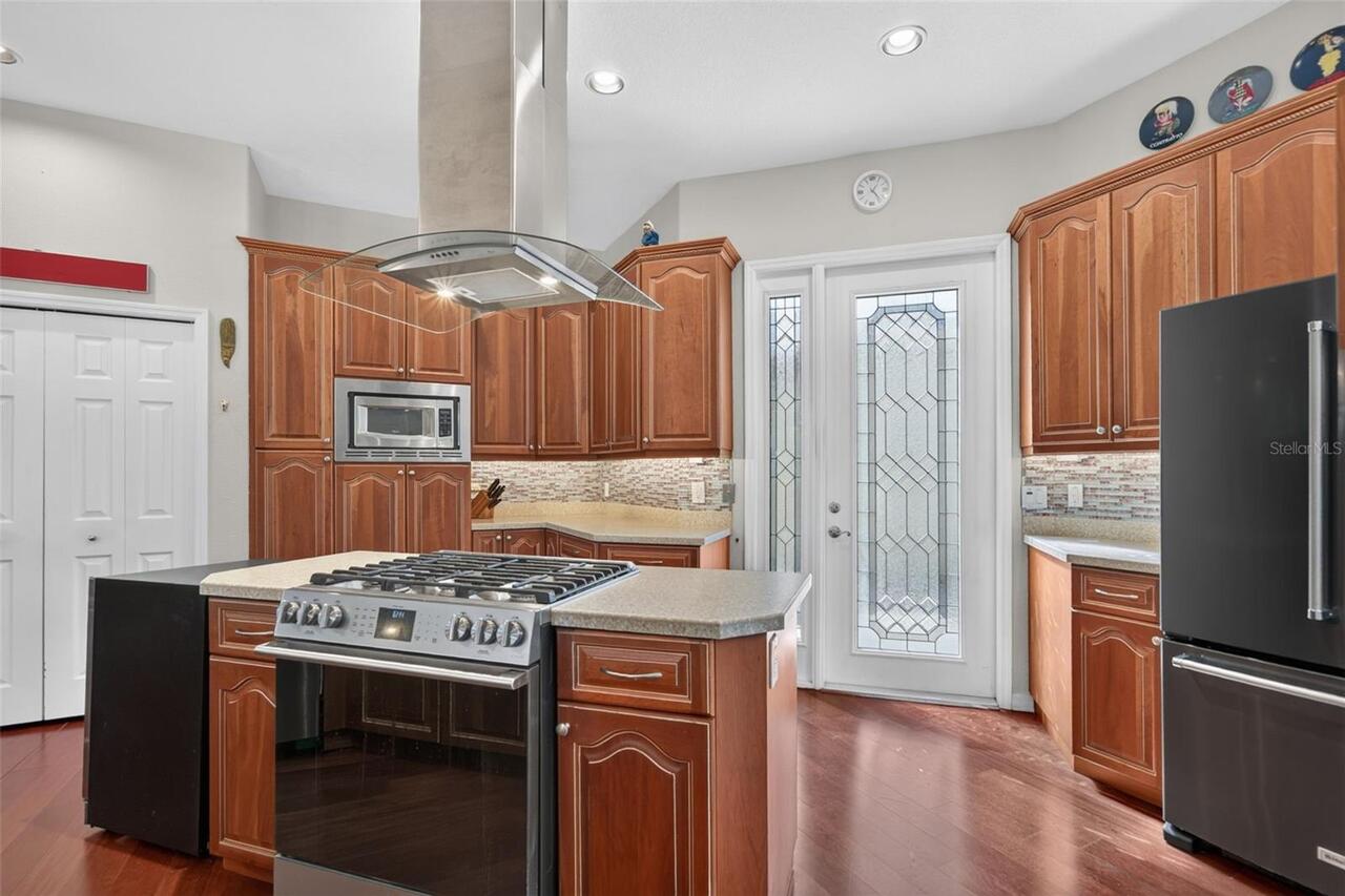Listing Photo 19