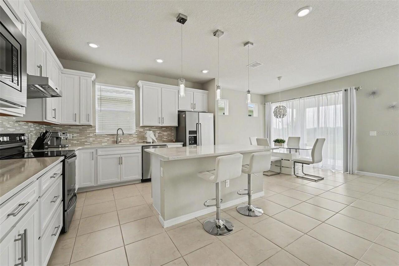 Listing Photo 10